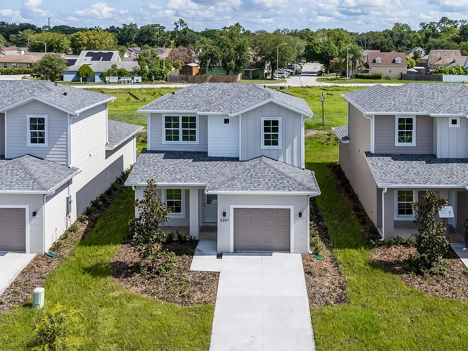 5347 Vista Lago Dr
