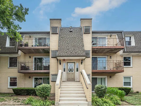 814 N River Rd Unit 1D, Mount Prospect, IL 60056