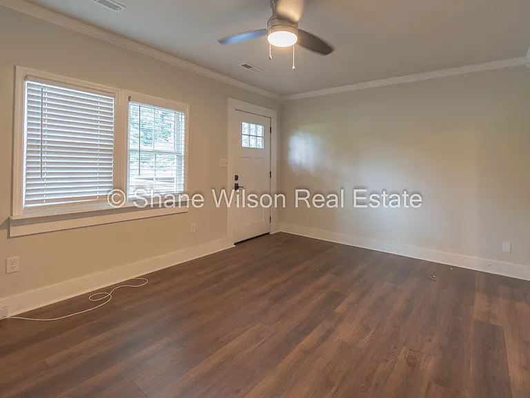 2606 Banks Rd — Photo 4