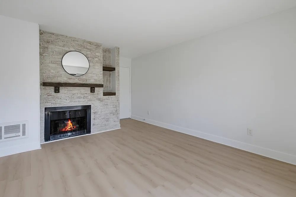 1 bed, 656 sqft, $2,199 — Photo 3