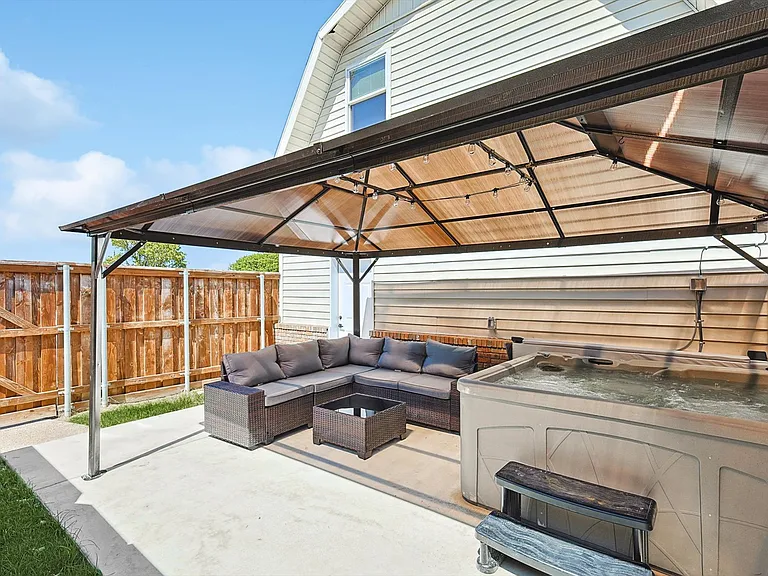 3322 Darby Ln #2 — Photo 26