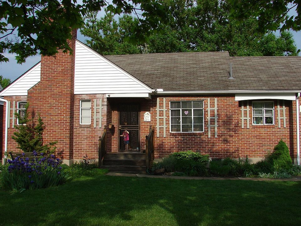 2nd image of 454 Shroyer Rd