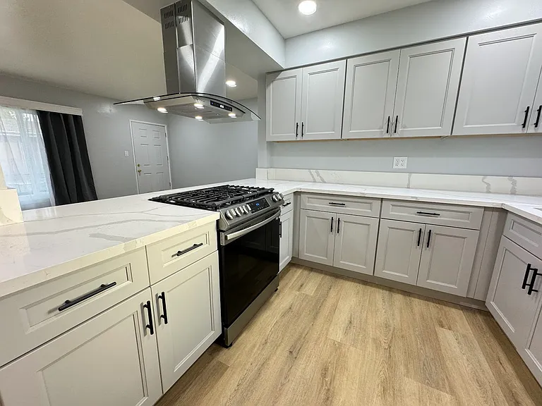 5630 Temple City Blvd — Photo 1