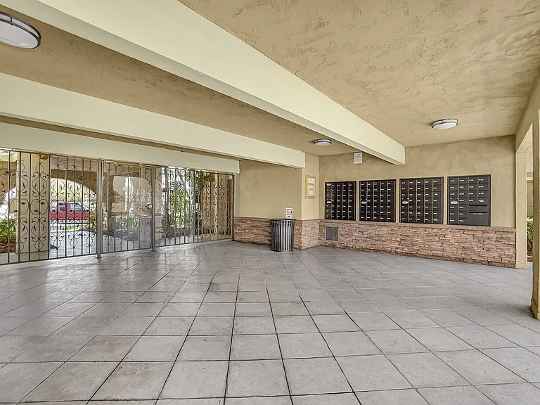 Capistrano Gardens — Photo 20