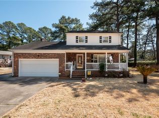 21 Bayview Dr, Poquoson, VA 23662