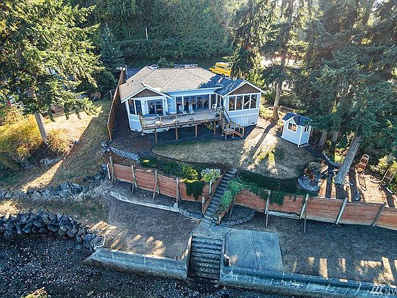 2nd image of 6009 Watauga Beach Dr E