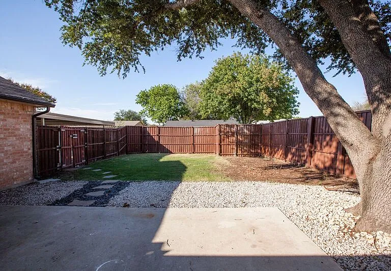 5713 Baker Dr — Photo 4
