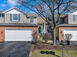 262 Waverly Ct, Willowbrook, IL 60527