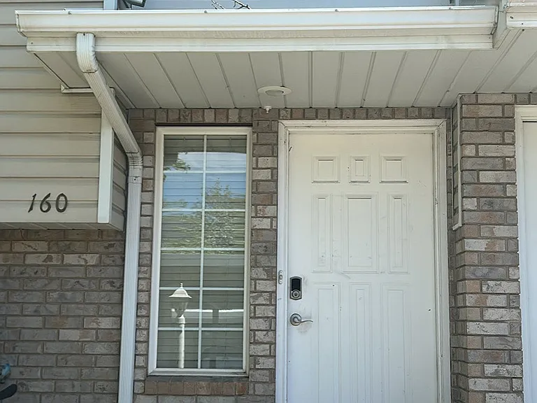 160 N 85 E — Photo 3