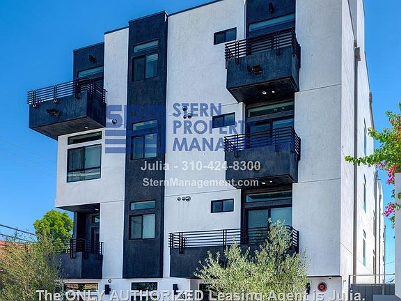 3rd image of 338 N Mariposa Ave #204