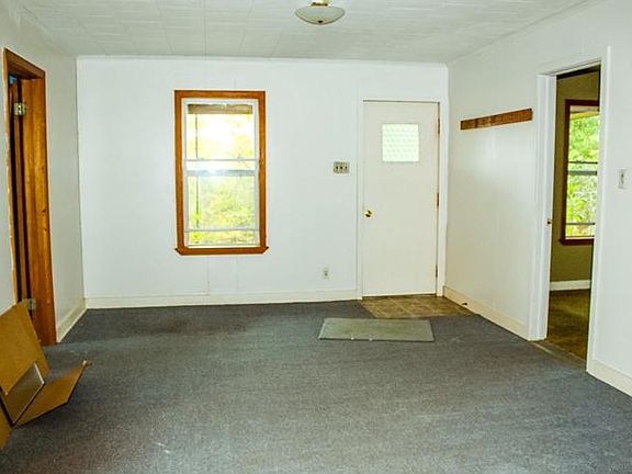 3rd image of 703 County Road 847