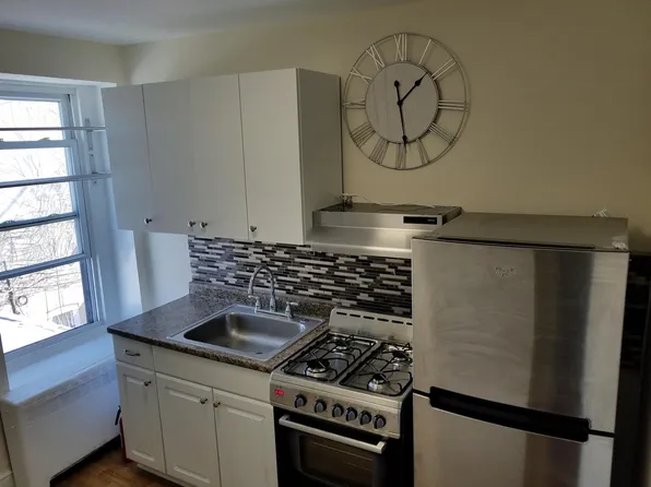 711 S 51st St APT 3, Philadelphia, PA 19143