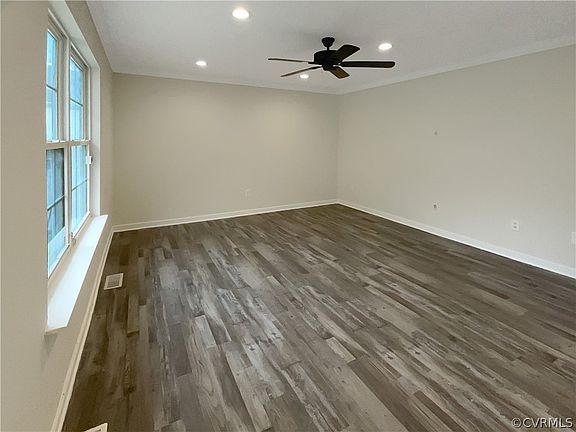 4th image of 3908 Darton Ter