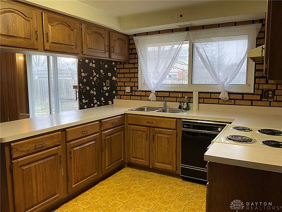 4th image of 5122 Pathview Dr