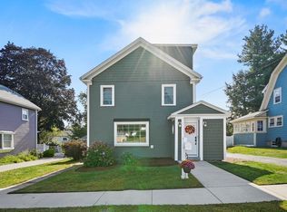 26 Harding Ave, Haverhill, MA 01835