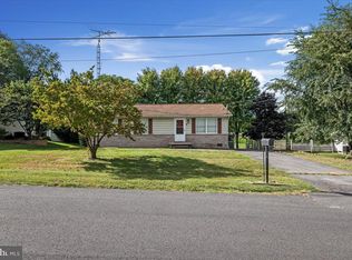 10 Dexter Dr, Martinsburg, WV 25405
