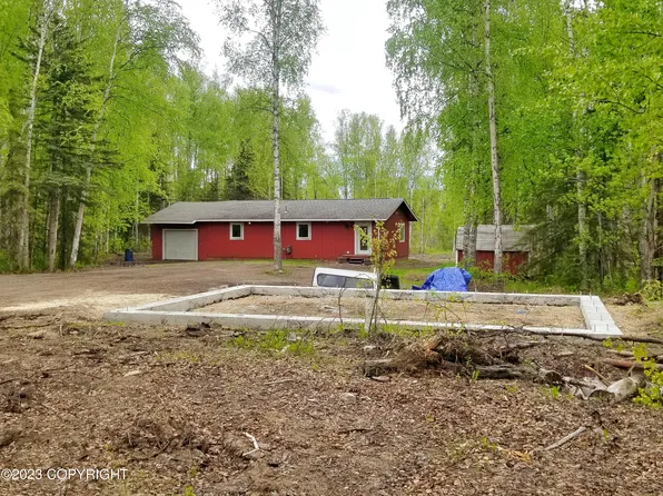 9946 W Stanley Dr, Wasilla, AK 99623