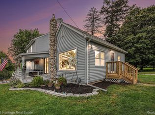 2154 W Maple Ave, Flint, MI 48507