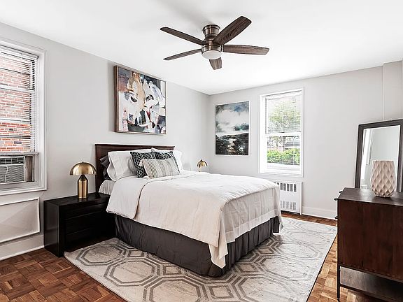 4th image of 91 Vancortlandt Ave W #2D