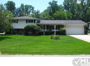 6024 Malzahn Dr, Shelby Township, MI 48316