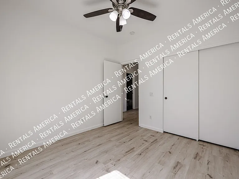 764 E Sheffield Ave — Photo 42
