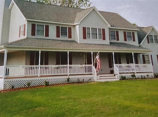 2 Natchu Ct, Salisbury Mills, NY 12577