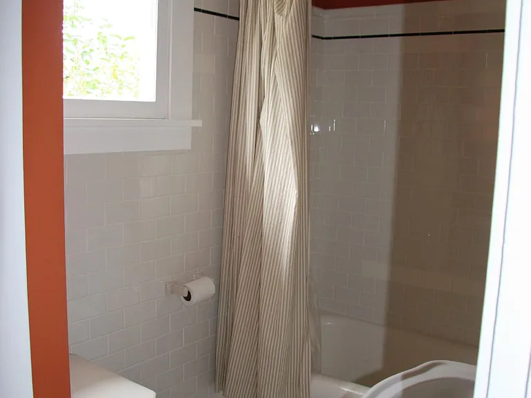 Main floor bathroom