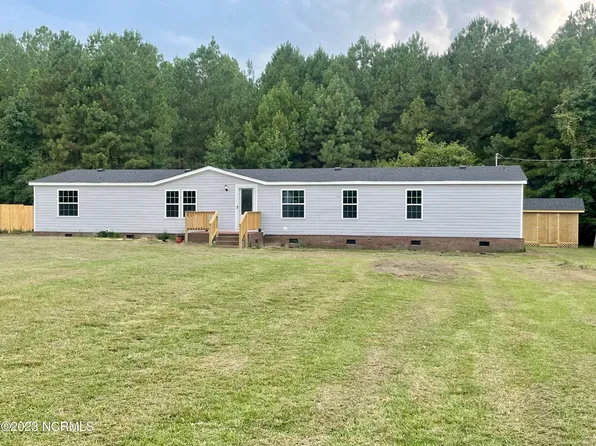 1095 Wynn Lane, Williamston, NC 27892