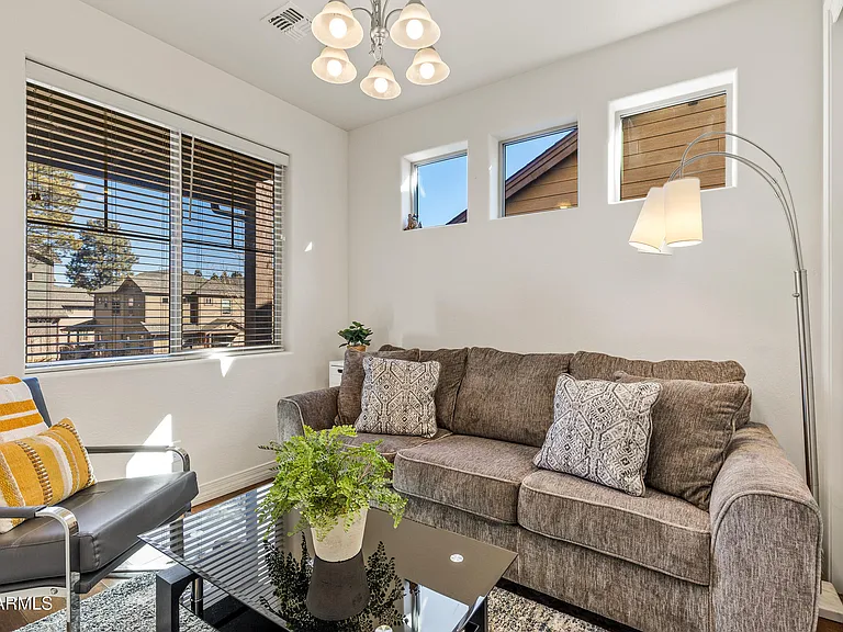 2477 W Mission Timber Cir — Photo 45