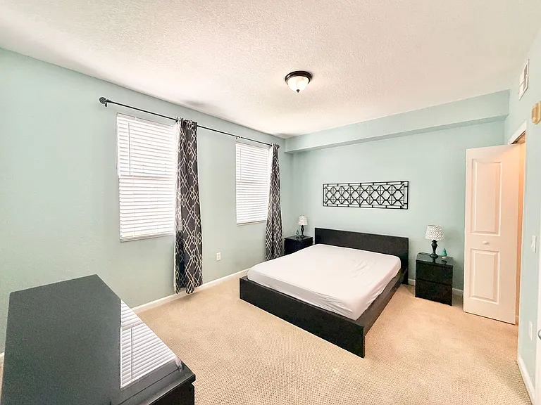 12960 Positano Cir #303 — Photo 20
