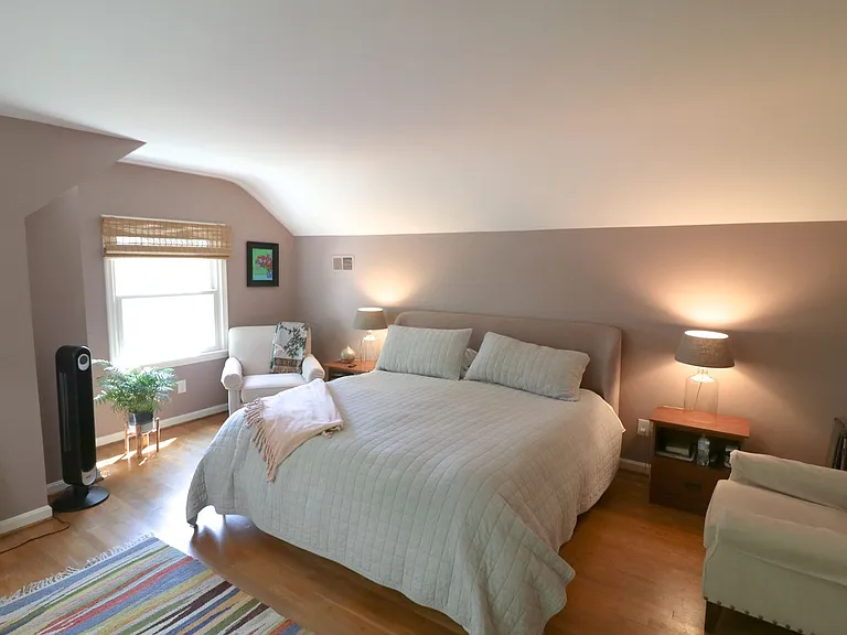 14601 Melinda Ln — Photo 11