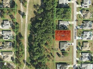 208 Fairway Rd, Rotonda West, FL 33947