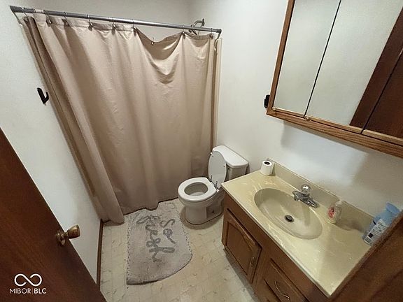 5th image of 22474 Craig Ave