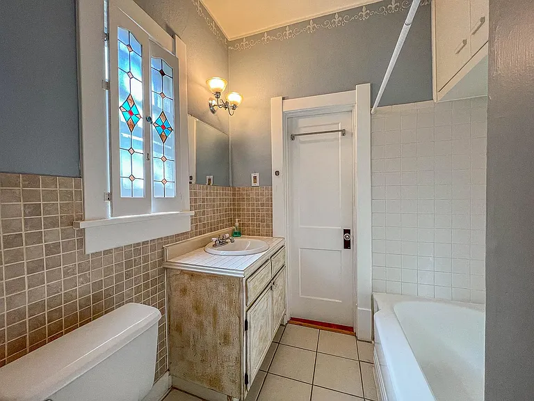 709 E 5th St #BUNGALOW — Photo 22
