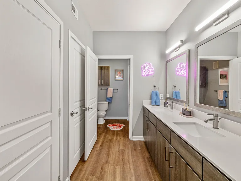 2707 Rio Grande St — Photo 23