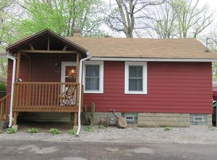 5309 2nd Ave, Valparaiso, IN 46383