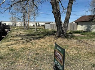752 Cedar St, Laramie, WY 82072
