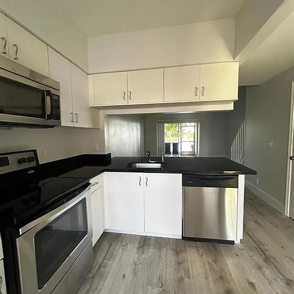 16637 Hemingway Dr #16637 — Photo 14