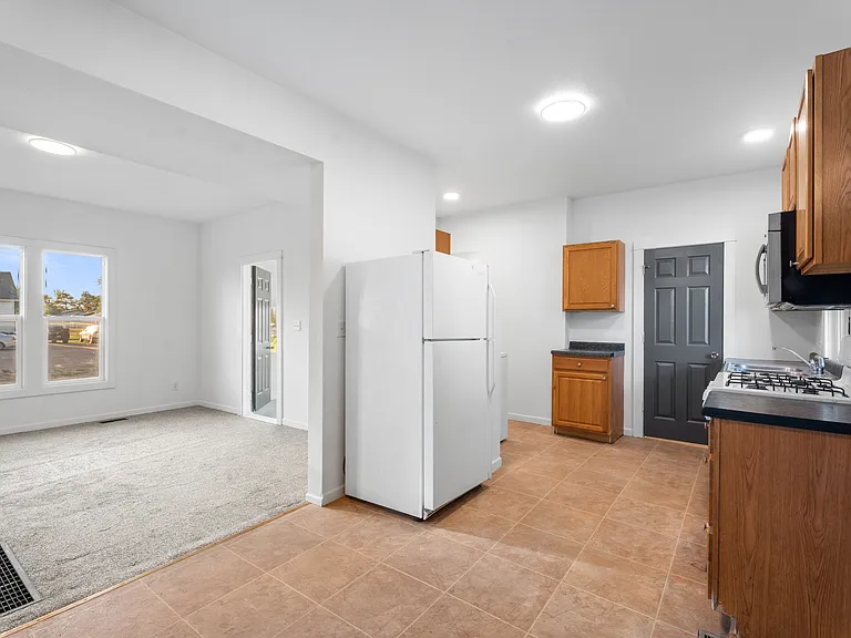 1203 E Cherry St — Photo 13