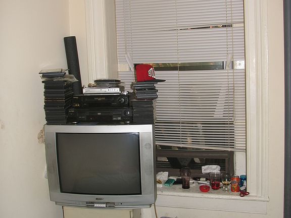 5th image of 120 Bergen St APT 2