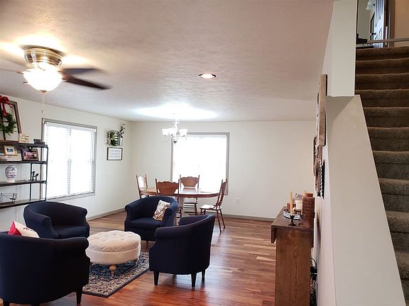 3rd image of 51552 Duncan Dr