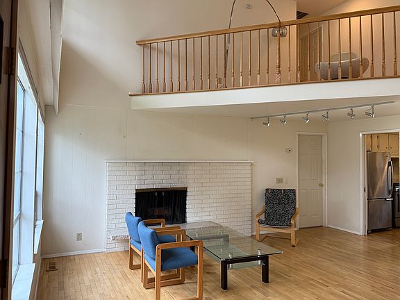 3rd image of 14115 NE 71st Pl