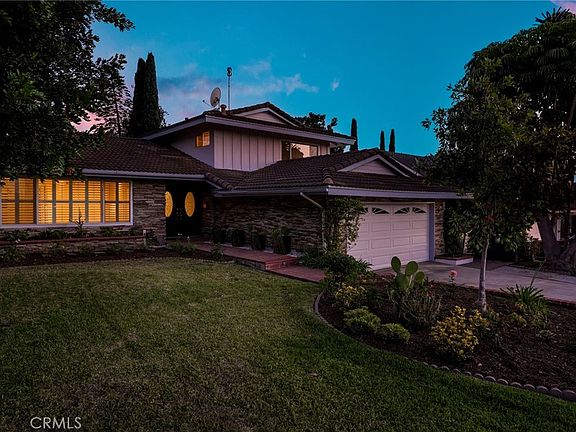 4th image of 25182 Vespucci Rd