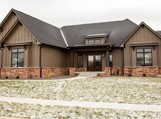 1657 Mill Pond Ln, Franklin, IN