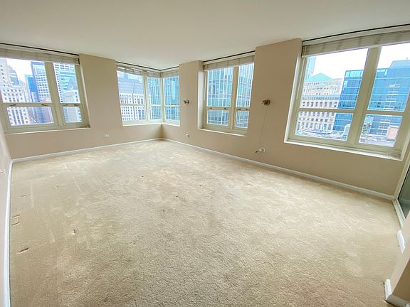 3rd image of 345 N Lasalle Blvd #2608