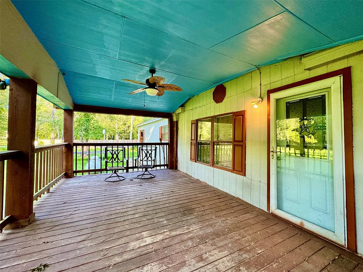 Building Photo - 914 County Road 4882 S