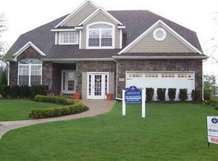 2253 W Wicklow South Dr, Davison, MI 48423