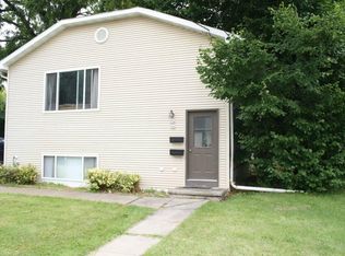 732 Wisconsin St #A, Oshkosh, WI 54901