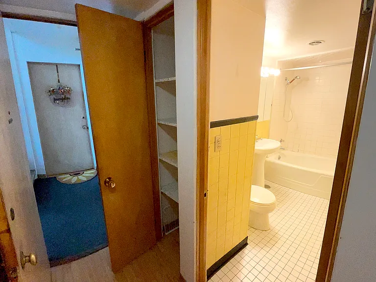 7444 Franklin St #1SW — Photo 2