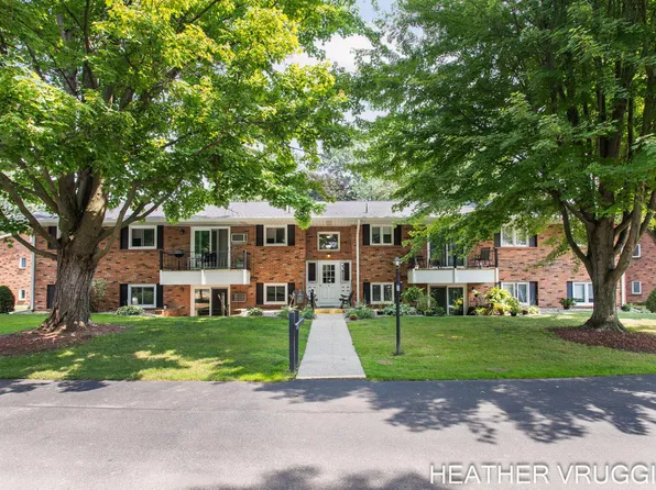 5250 Southbrook Ct Unit 66, Hudsonville, MI 49426